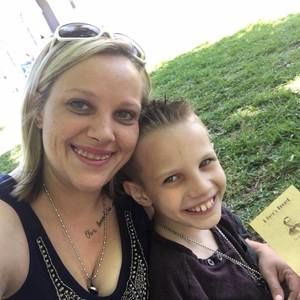 Meet your Posher, Christinia