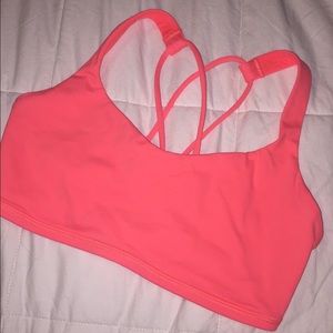 Lululemon free to be bra size 4 pink