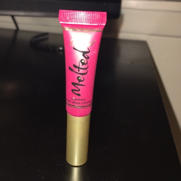 Too faced melted lipstick *mini*