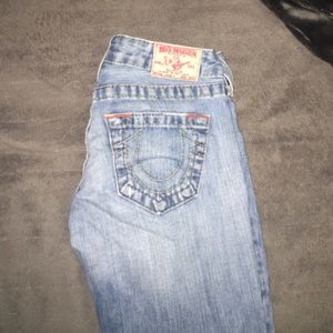 TRUE RELIGIONS LIGHT WASH
