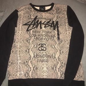 Stussy sweater. Rare snake print size medium.