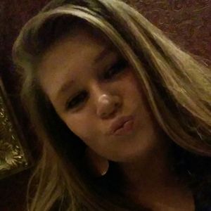 Meet your Posher, Lizzie