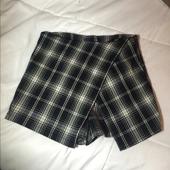 Brandy Melville skort 💕