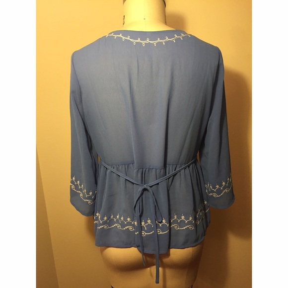 Embroidered Sheer Girly Top - Picture 3 of 4