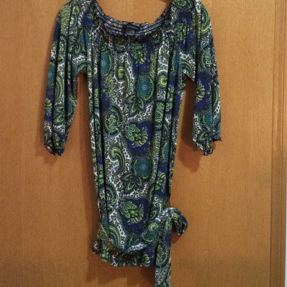 INC mid thigh length top