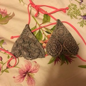 Bikini top
