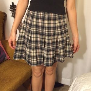 VINTAGE PLAID SKIRT