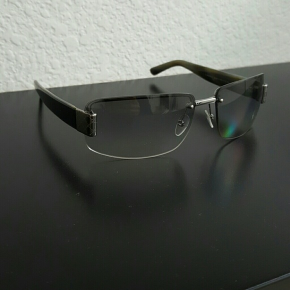 Gucci authentic sunnies