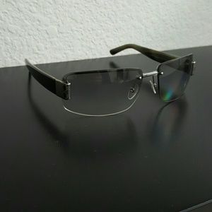 Gucci authentic sunnies