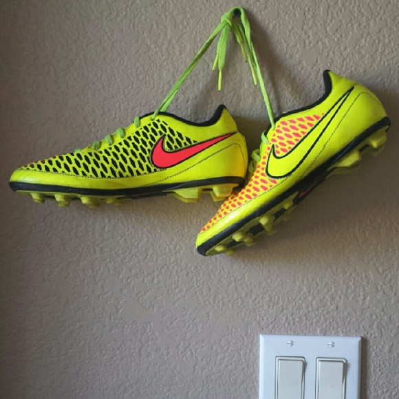 Nike Shoes - Nike Magista Cleats