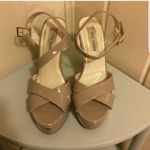Steve madden nude platform heels