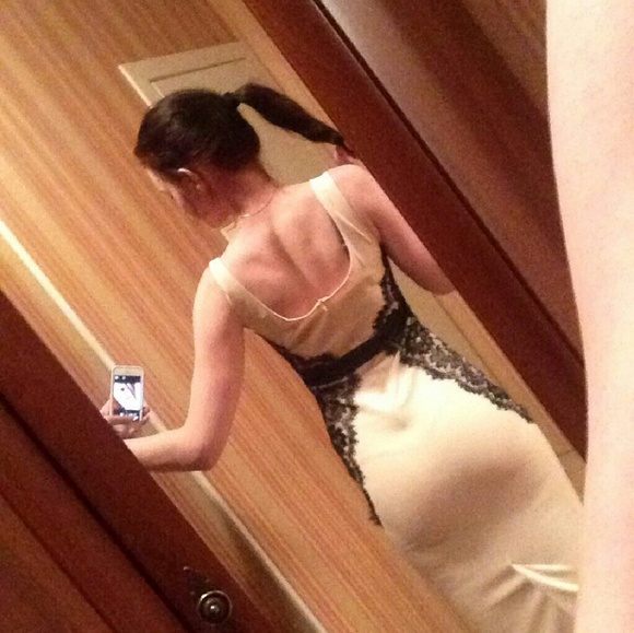 Dress. Order @ www.icollectstore.com - Picture 2 of 4