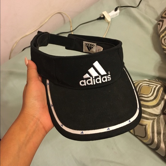 Adidas hat visor