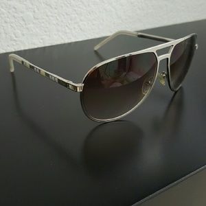 Dior authentic sunnies