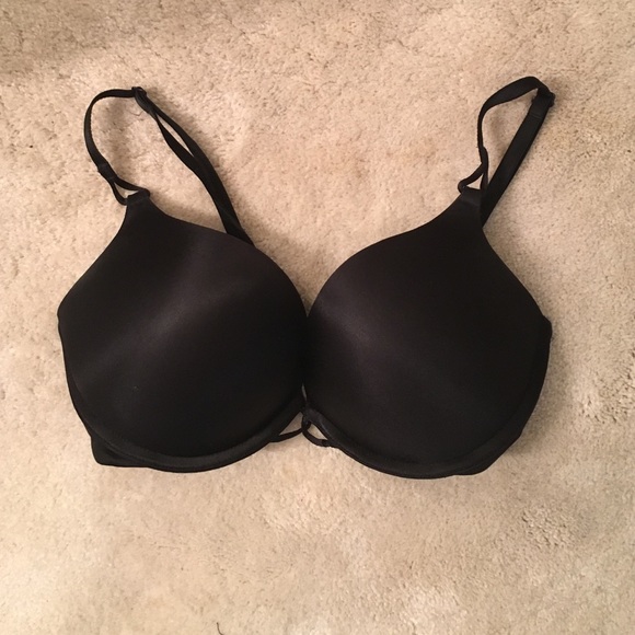 Victoria's Secret bombshell bra