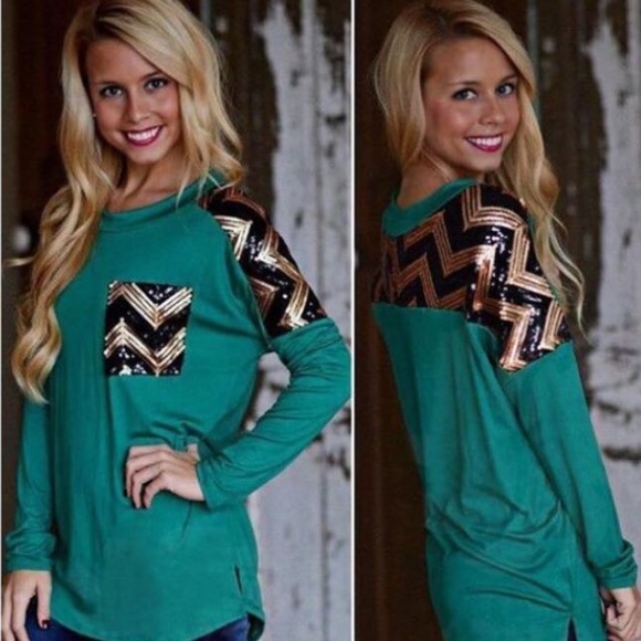 ⭐️ Long Sleeve Teal Chevron Sequins Top⭐️
