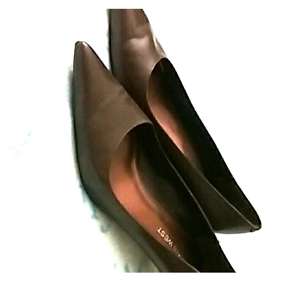Nine west Brown 2' heels
