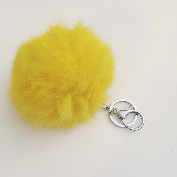 (slvr hrdwre) fur pom pom