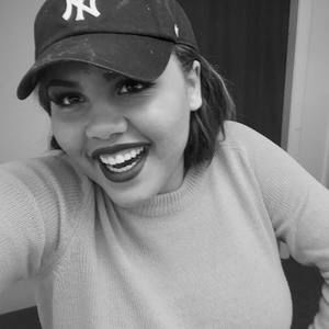 Meet your Posher, Caitlyn