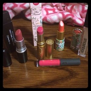 Bundle for ANDREA! 😄🎉💄❤️🎉💄