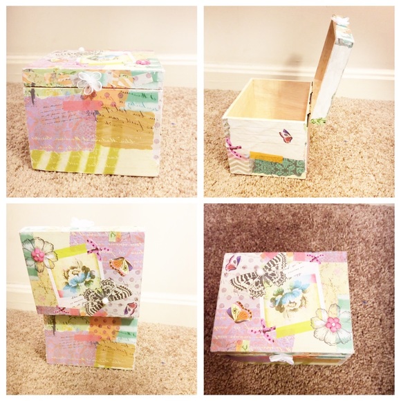 Sunsetryleigh Other - ❤️😊Bundle Memory box,ombré shirt, knit boots