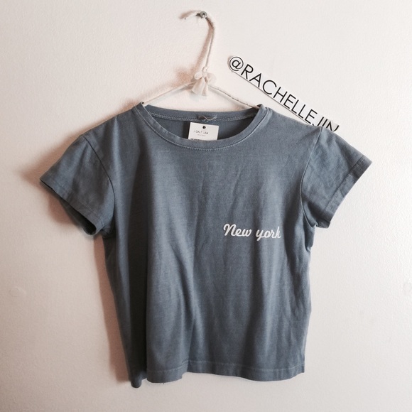 💌Sold💌 Brandy Melville Blue New York Ali Tee