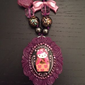 Hello Kitty Tarina Tarantino Russia doll necklace
