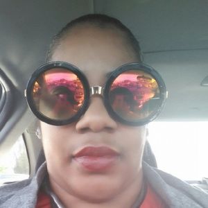 Meet your Posher, Melody