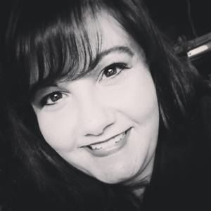 Meet your Posher, Kendra