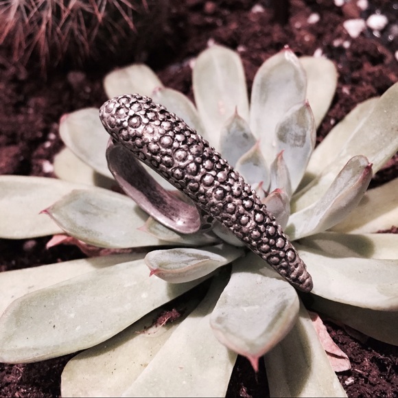 MADE HER THINK Talon Ring