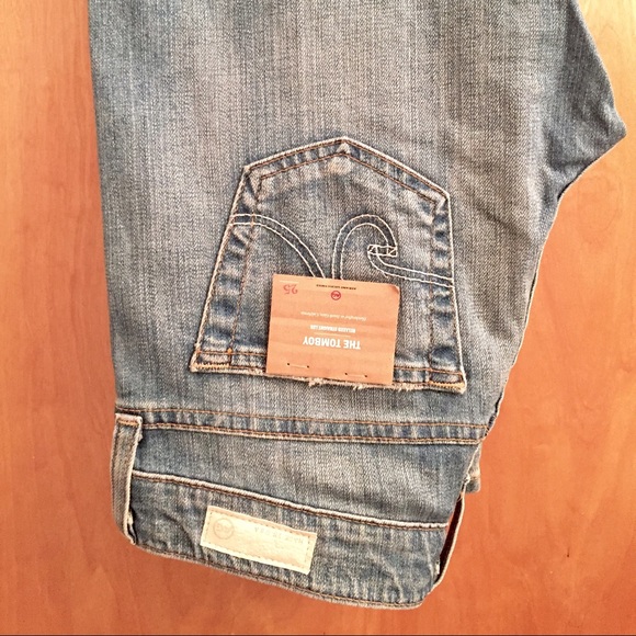 AG Adriano Goldschmied : TOMBOY (Boyfriend) JEANS