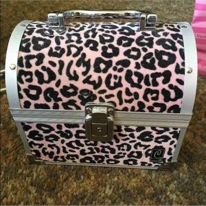 Pink Leopard Caboodle Box