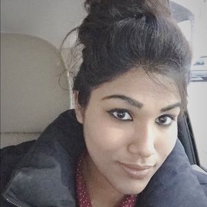 Meet your Posher, Aletha