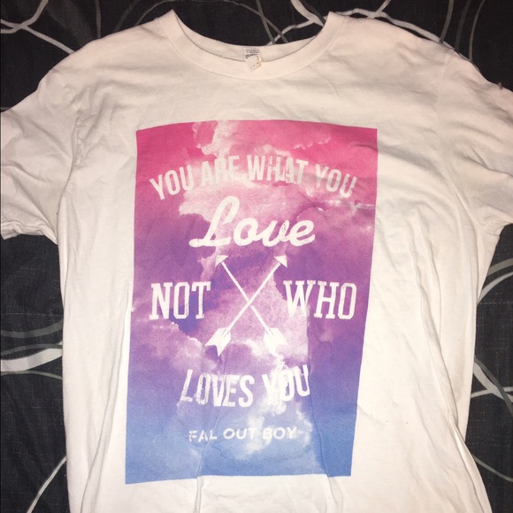 Fall Out Boy T-Shirt - Picture 1 of 2