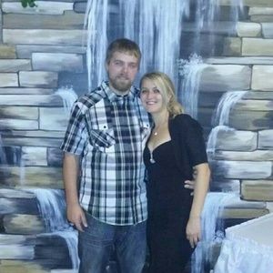 Meet your Posher, Casey