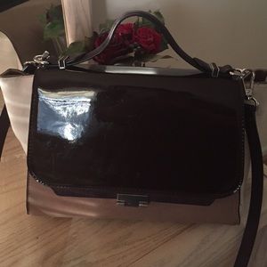 Purple and tan bag w shoulder strap