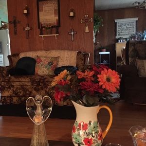 Meet your Posher, Deborah