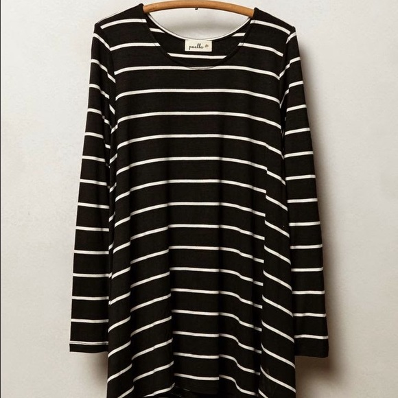 Anthropologie B&W Long-Sleeved Striped Swing Top