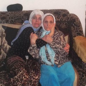 Meet your Posher, Hajra