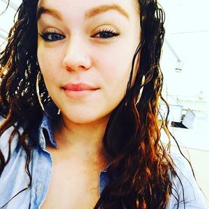 Meet your Posher, Courtney