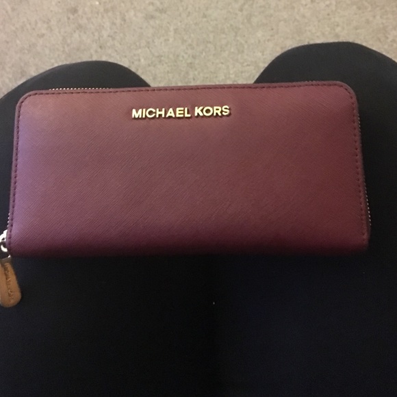 Michael Kors wallet
