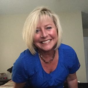 Meet your Posher, Lisa