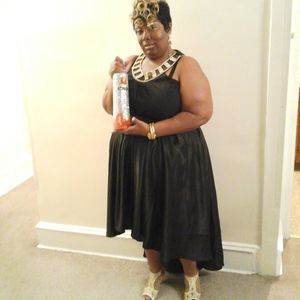 Meet your Posher, Flo