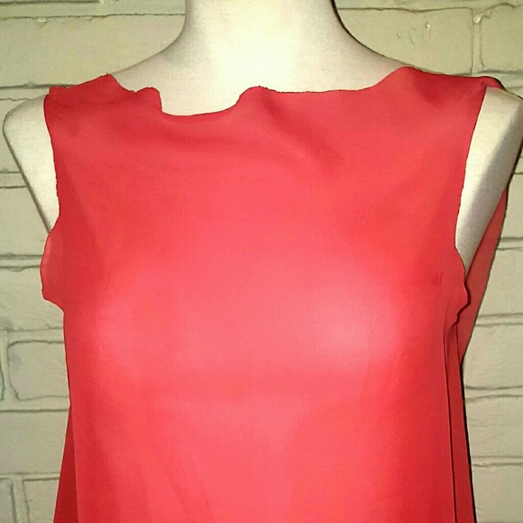 Min Agostini Sheer Deep Back Tank - Picture 1 of 2