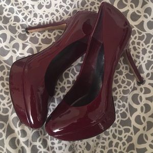 Jessica Simpson Red Heels! (lightly worn)