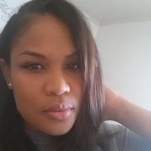 Meet your Posher, Yolanda