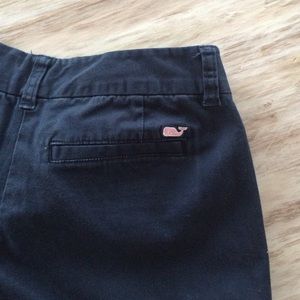 Adorable navy Vineyard Vines shorts