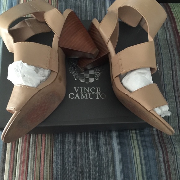 Vince Camuto Shoes-VP EKLAND
