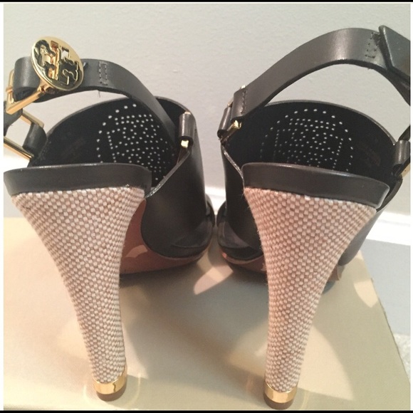 Shoes - Picture 4 of 4