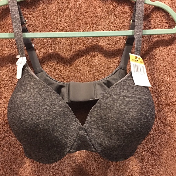 Hanes Ultimate T-shirt Underwire Bra NWT